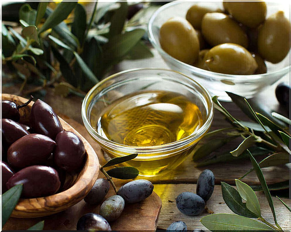 Olive oil is a popular remedy for constipation in children