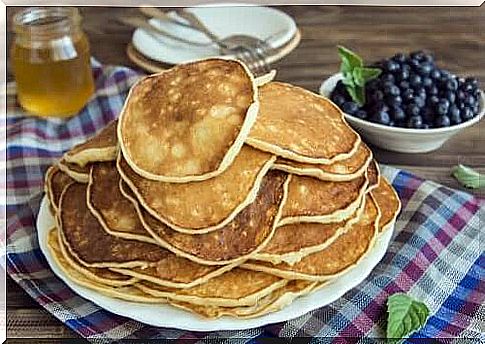 Protein-rich pancakes with oats and egg whites 