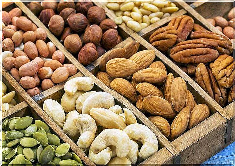 Eat nuts for a healthy memory