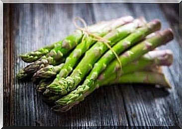 Why the urine smells pungent after eating asparagus