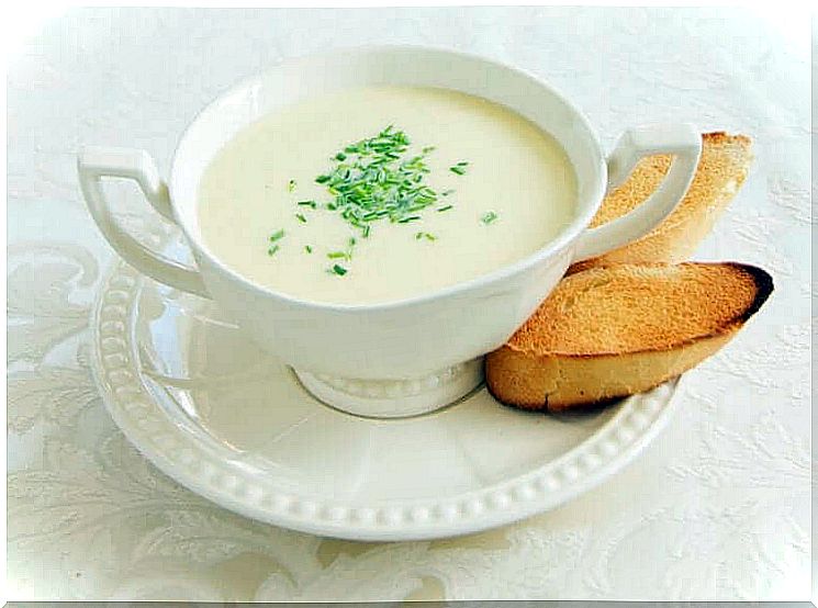 Cream of asparagus soup: for some, the urine is strict afterwards