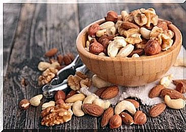 Nuts for memory loss 