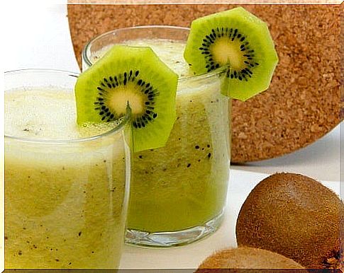 Kiwi for beautiful eyelashes