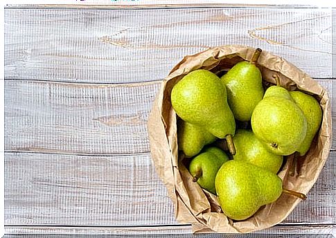 pears-in-a-basket