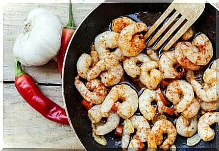 Prawns in a pan