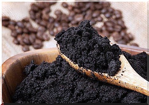 Recycle coffee grounds